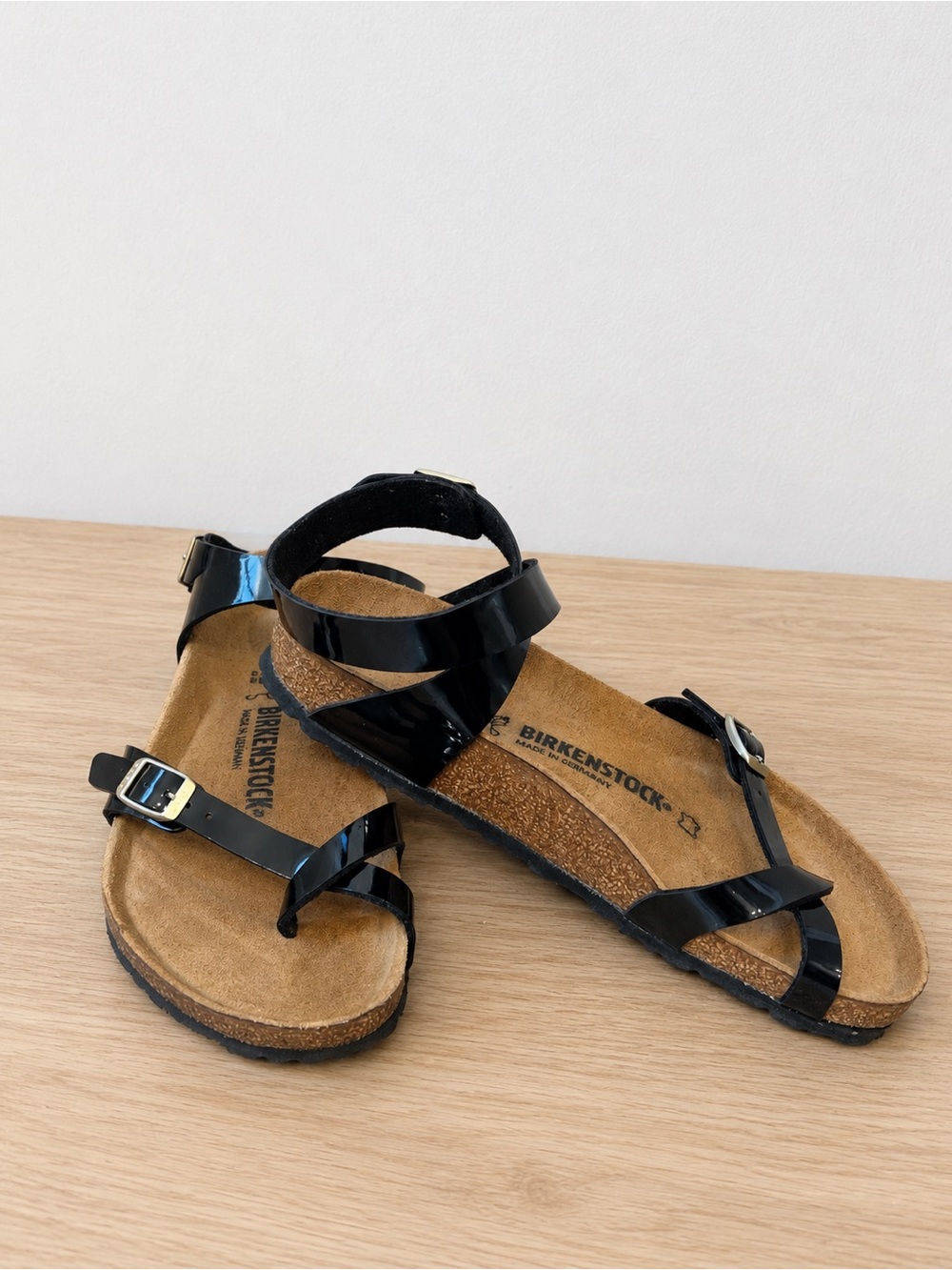 Birkenstock Yara Black Patent Leather Sandals Womens 39